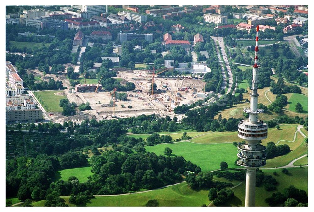 Luftbild München / Bayern - Wohnanlagenneubau Ackermannbogen München