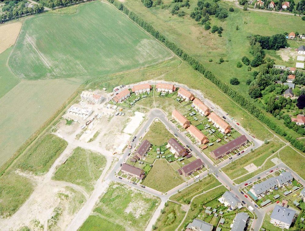 Luftaufnahme Dallgow - Brandenburg - Wohnanlagenneubau der Content Berlin Bauträger GmbH in Dallgow / Brandenburg