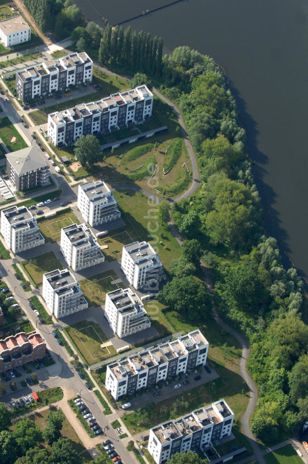 Berlin aus der Vogelperspektive: Wohnbauten in Berlin-Rummelsburg