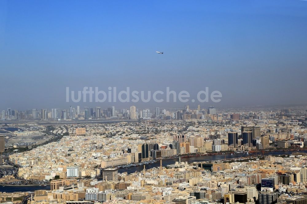 Dubai von oben - Wohnbezirke Al Ras und Deira in Dubai in den Verreinigte Arabische Emirate