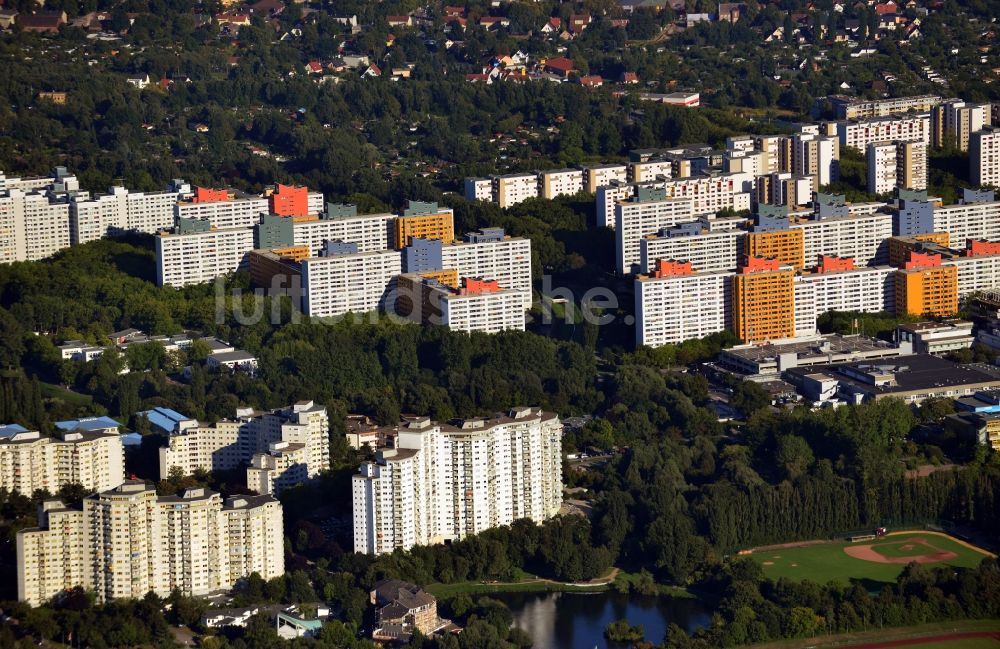 Berlin OT Märkisches Viertel von oben - Wohnblöcke in der Großwohnsiedlung Märkisches Viertel in Berlin