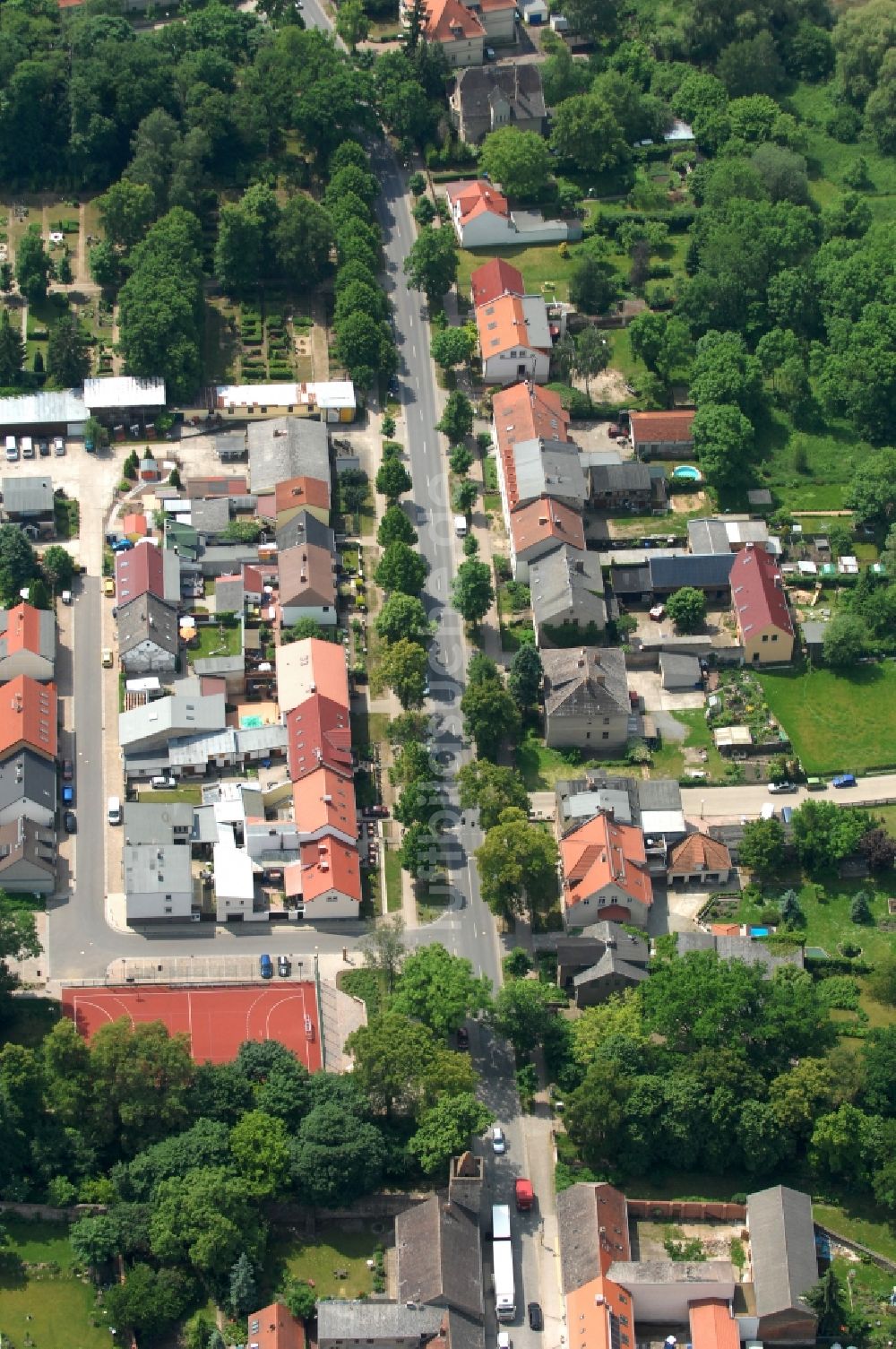 Luftaufnahme Altlandsberg - Wohngebiet an der Berliner Allee in Altlandsberg im Bundesland Brandenburg