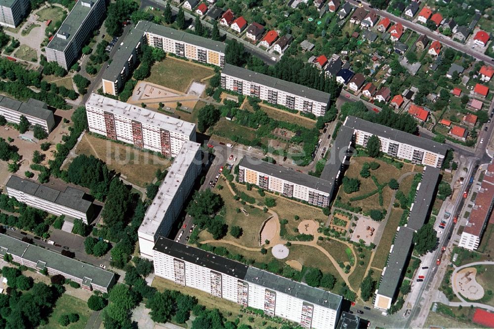 Luftbild Berlin - Wohngebiet Biesentaler-Straße in Berlin-Hohenschönhausen