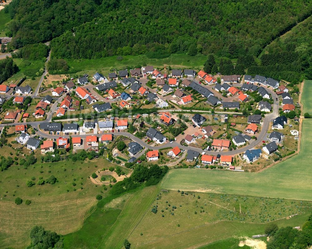 Birkenfeld aus der Vogelperspektive: Wohngebiet in Birkenfeld im Bundesland Rheinland-Pfalz