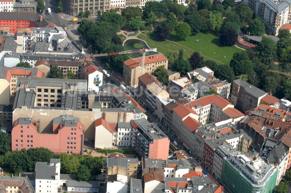 Berlin von oben - Wohngebiet an der Brunnenstrasse 194 in 10119 Berlin