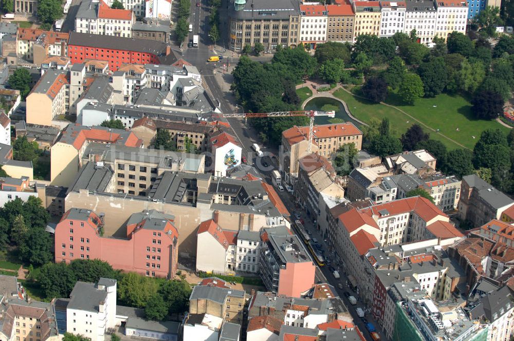 Berlin aus der Vogelperspektive: Wohngebiet an der Brunnenstrasse 194 in 10119 Berlin