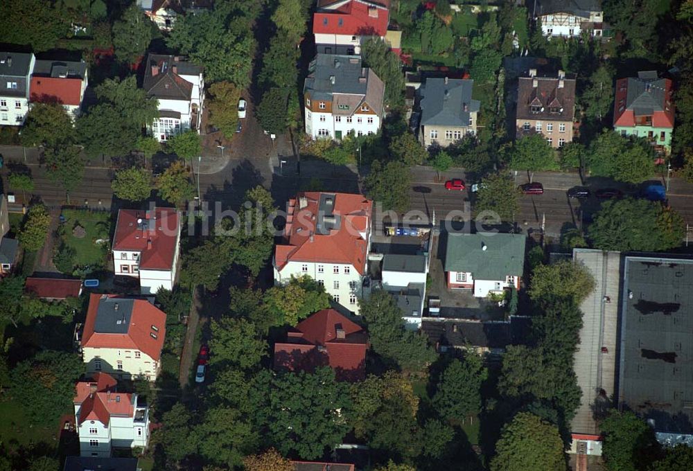 Luftaufnahme Berlin-Karlshorst - Wohngebiet an der Ehrlichstraße 39 / Ecke Üderseestraße in Berlin-Karlshorst