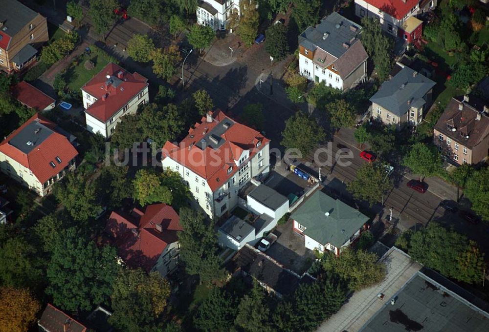 Berlin-Karlshorst aus der Vogelperspektive: Wohngebiet an der Ehrlichstraße 39 / Ecke Üderseestraße in Berlin-Karlshorst