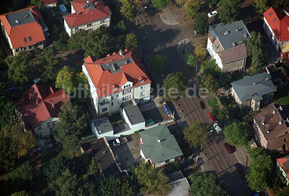 Luftaufnahme Berlin-Karlshorst - Wohngebiet an der Ehrlichstraße 39 / Ecke Üderseestraße in Berlin-Karlshorst