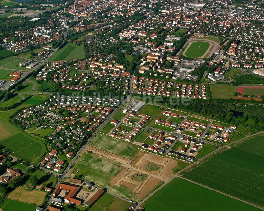 Alburg von oben - Wohngebiet einer Einfamilienhaus- Siedlung in Alburg im Bundesland Bayern, Deutschland