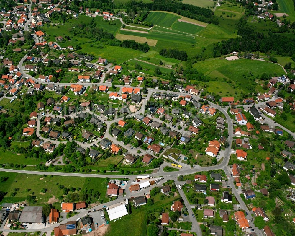 Althütte aus der Vogelperspektive: Wohngebiet einer Einfamilienhaus- Siedlung in Althütte im Bundesland Baden-Württemberg, Deutschland