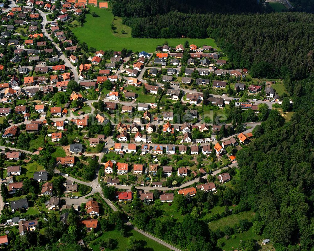 Alzenberg von oben - Wohngebiet einer Einfamilienhaus- Siedlung in Alzenberg im Bundesland Baden-Württemberg, Deutschland