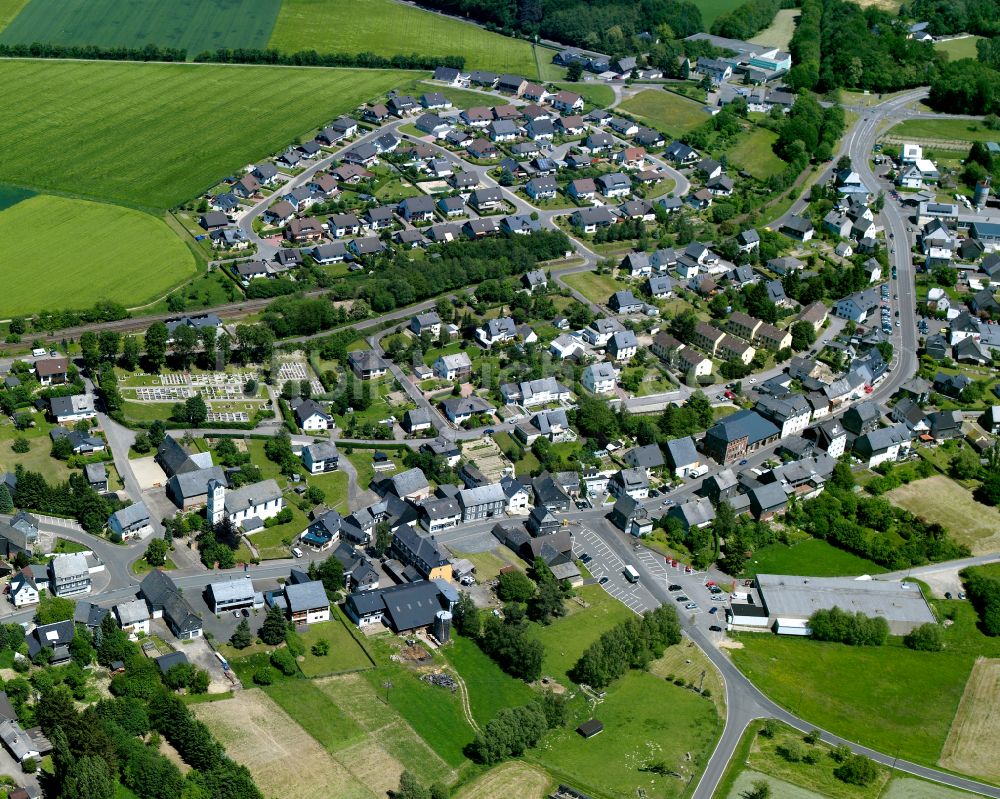 Büchenbeuren von oben - Wohngebiet einer Einfamilienhaus- Siedlung in Büchenbeuren im Bundesland Rheinland-Pfalz, Deutschland