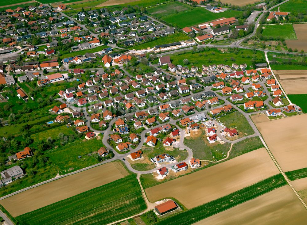 Berghülen von oben - Wohngebiet einer Einfamilienhaus- Siedlung in Berghülen im Bundesland Baden-Württemberg, Deutschland