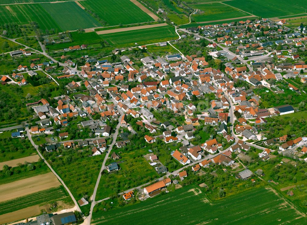 Berghülen aus der Vogelperspektive: Wohngebiet einer Einfamilienhaus- Siedlung in Berghülen im Bundesland Baden-Württemberg, Deutschland