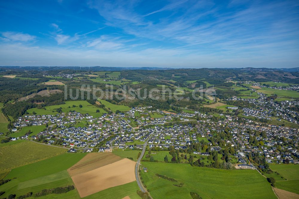 Biekhofen aus der Vogelperspektive: Wohngebiet einer Einfamilienhaus- Siedlung in Biekhofen im Bundesland Nordrhein-Westfalen, Deutschland