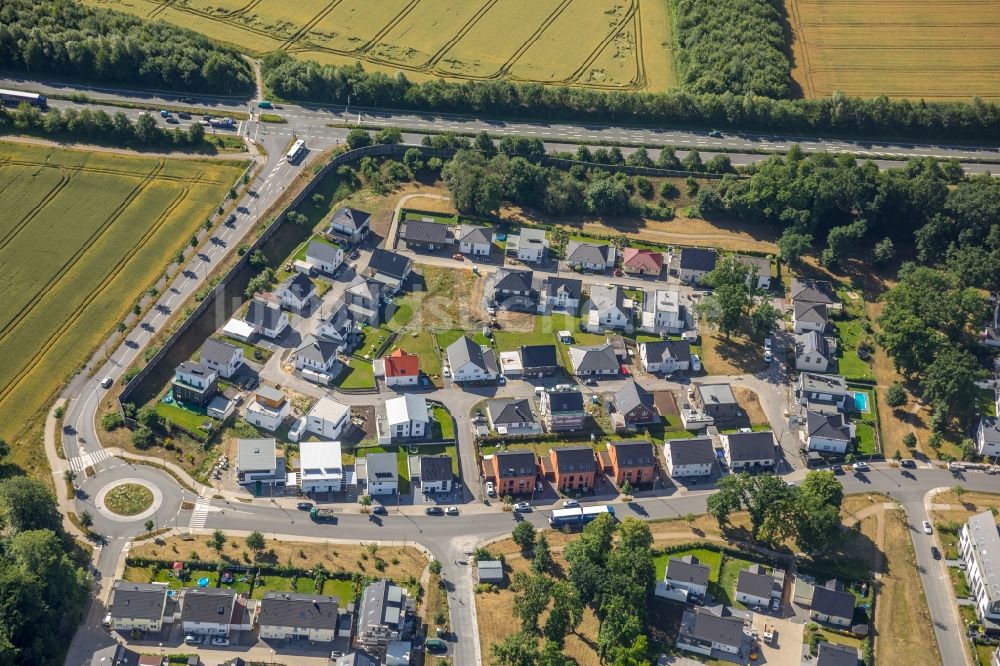 Dortmund aus der Vogelperspektive: Wohngebiet einer Einfamilienhaus- Siedlung Brackeler Feld im Ortsteil Brackel in Dortmund im Bundesland Nordrhein-Westfalen, Deutschland