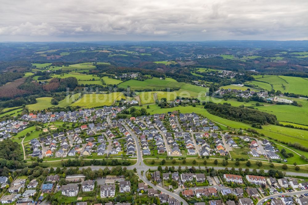 Breckerfeld von oben - Wohngebiet einer Einfamilienhaus- Siedlung in Breckerfeld im Bundesland Nordrhein-Westfalen, Deutschland