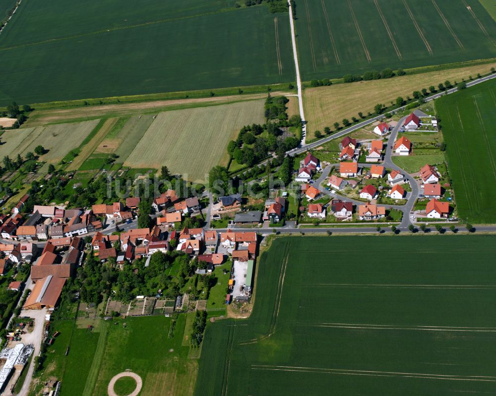 Breitenholz aus der Vogelperspektive: Wohngebiet einer Einfamilienhaus- Siedlung in Breitenholz im Bundesland Thüringen, Deutschland