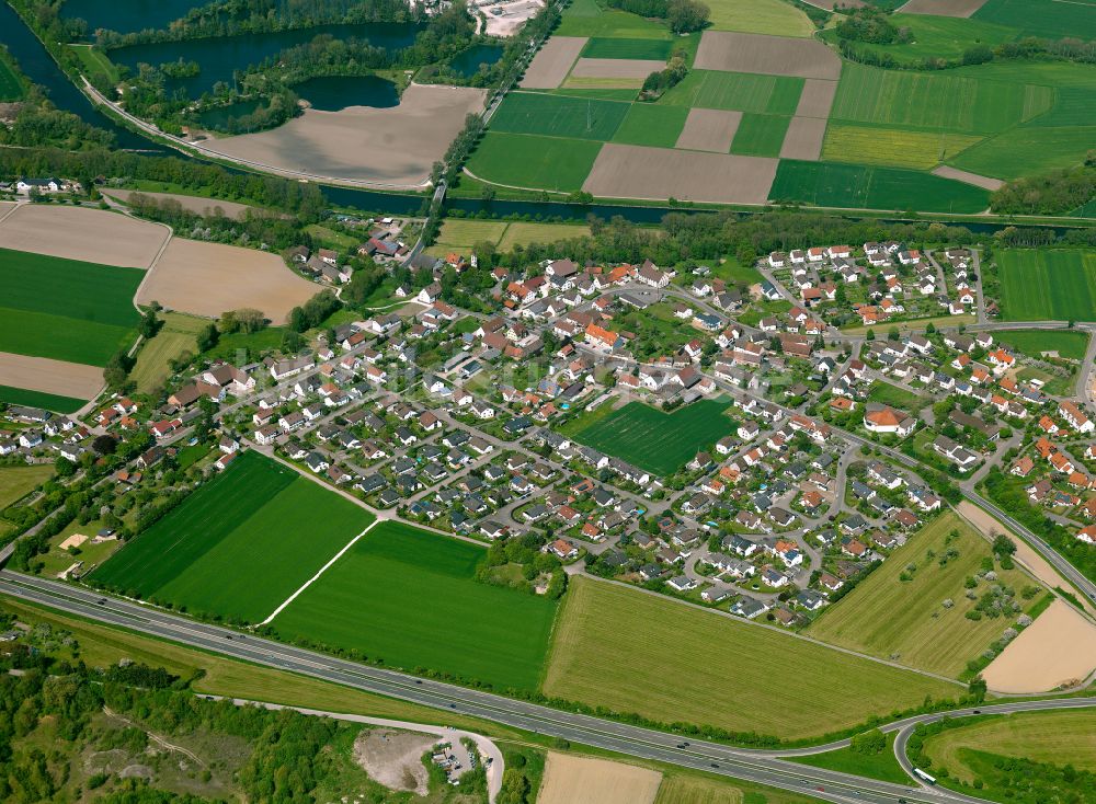 Donaustetten aus der Vogelperspektive: Wohngebiet einer Einfamilienhaus- Siedlung in Donaustetten im Bundesland Baden-Württemberg, Deutschland