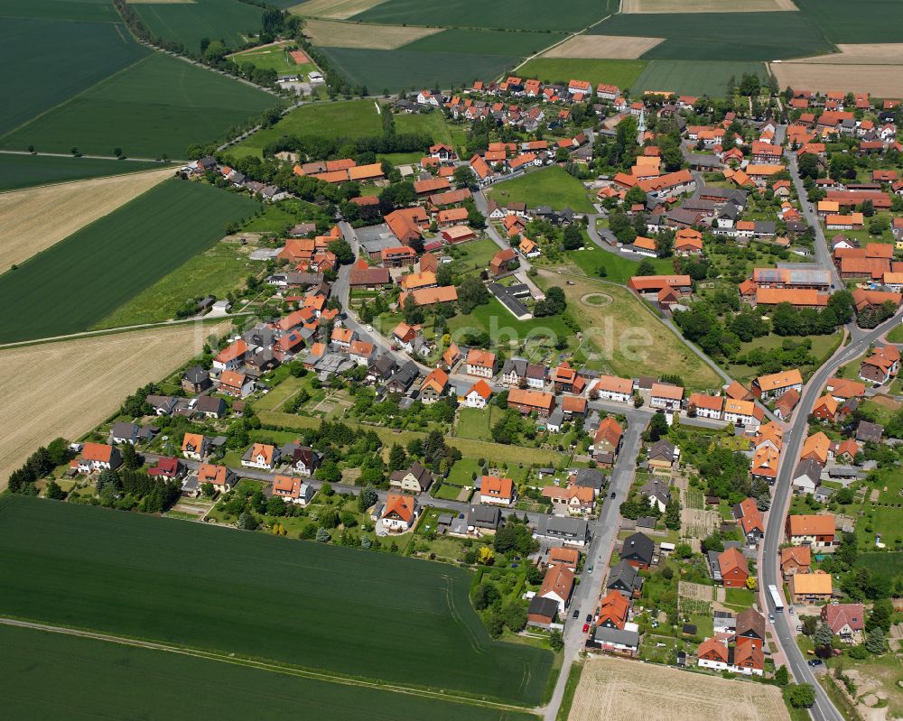 Luftbild Dörnten - Wohngebiet einer Einfamilienhaus- Siedlung in Dörnten im Bundesland Niedersachsen, Deutschland