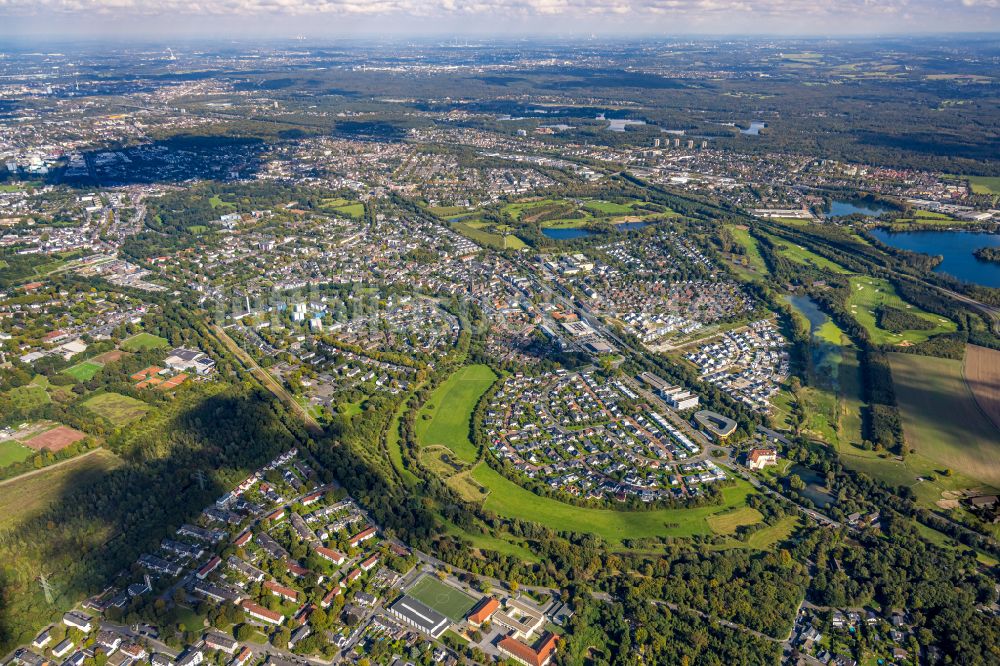 Duisburg aus der Vogelperspektive: Wohngebiet einer Einfamilienhaus- Siedlung in Duisburg im Bundesland Nordrhein-Westfalen