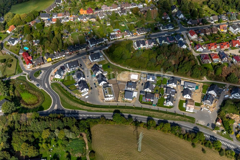 Witten von oben - Wohngebiet einer Einfamilienhaus- Siedlung entlang der Bommeraner Heide in Witten im Bundesland Nordrhein-Westfalen, Deutschland