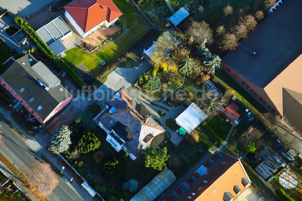 Luftbild Berlin - Wohngebiet einer Einfamilienhaus- Siedlung entlang der Lindenberger Straße - Am Wartenberger Luch - Am Genossenschaftsring im Ortsteil Hohenschönhausen in Berlin, Deutschland