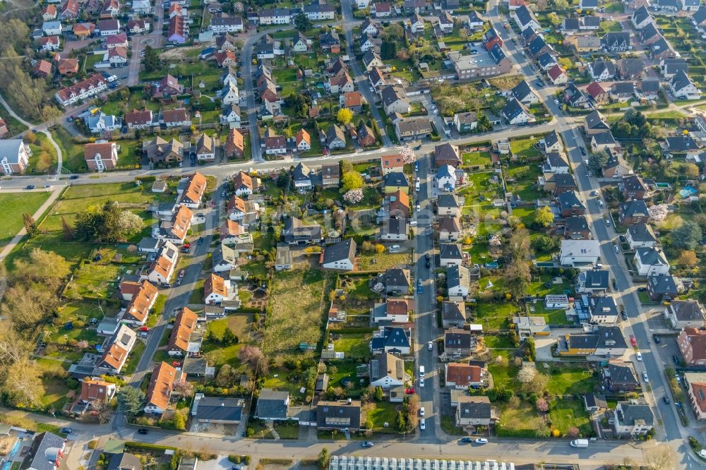 Hamm aus der Vogelperspektive: Wohngebiet einer Einfamilienhaus- Siedlung entlang der Schellingstraße - Langewanneweg in Hamm im Bundesland Nordrhein-Westfalen, Deutschland