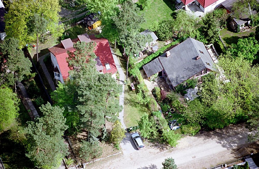 Luftbild Bergfelde - Wohngebiet einer Einfamilienhaus- Siedlung entlang der Summter Straße in Bergfelde im Bundesland Brandenburg, Deutschland