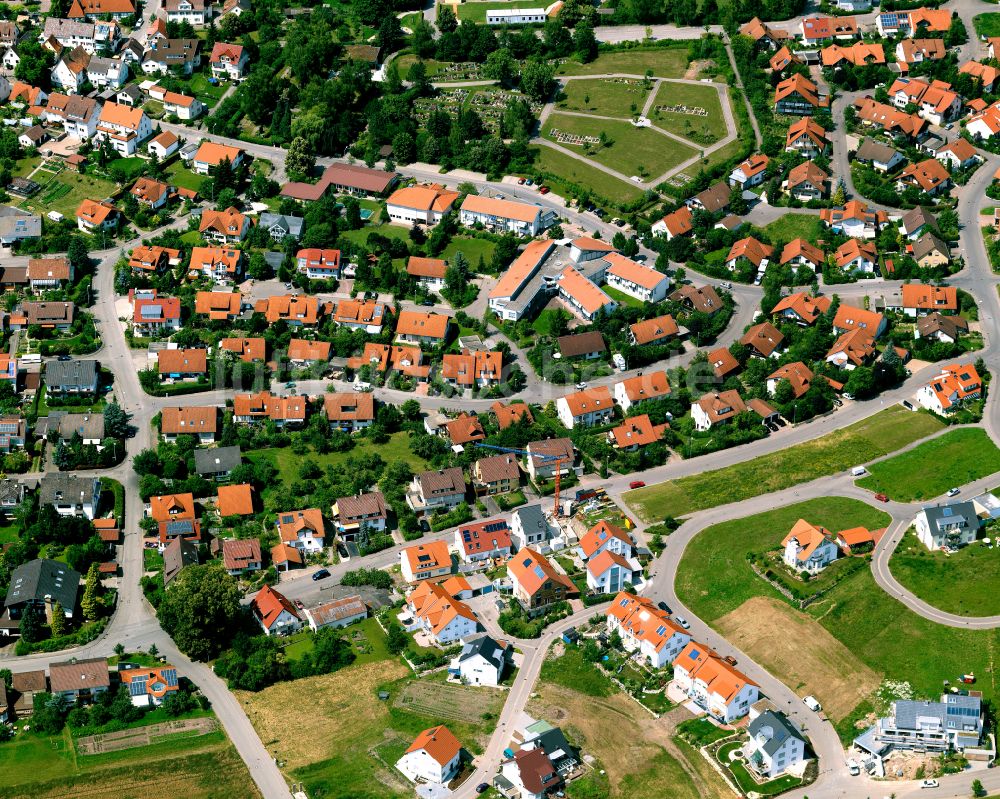 Entringen aus der Vogelperspektive: Wohngebiet einer Einfamilienhaus- Siedlung in Entringen im Bundesland Baden-Württemberg, Deutschland