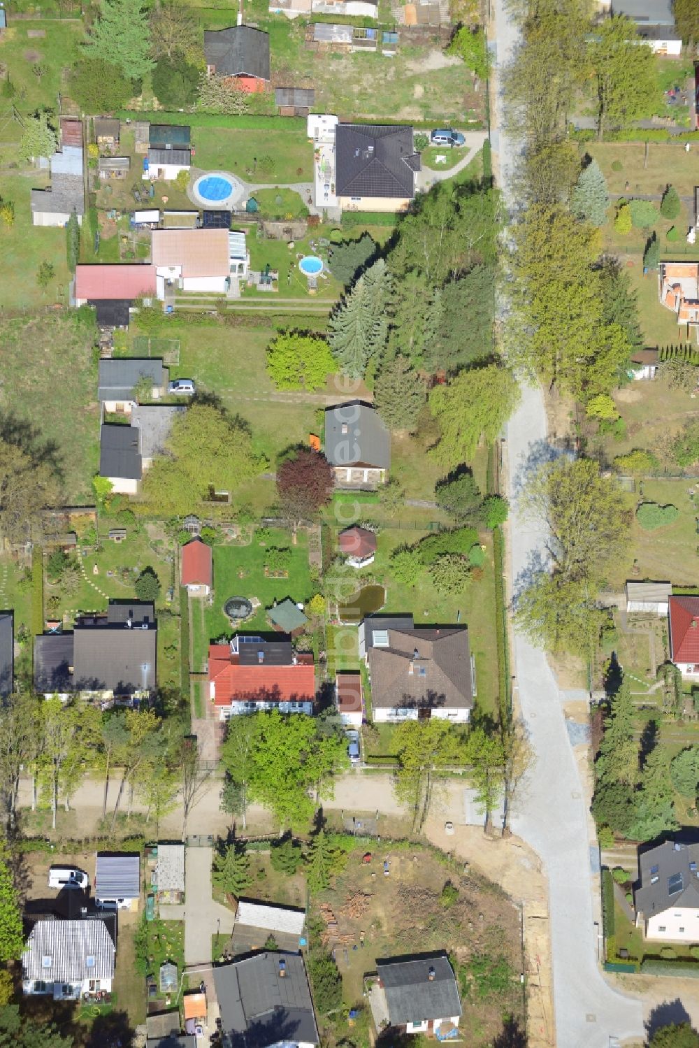 Fredersdorf-Vogelsdorf von oben - Wohngebiet einer Einfamilienhaus- Siedlung in Fredersdorf-Vogelsdorf im Bundesland Brandenburg