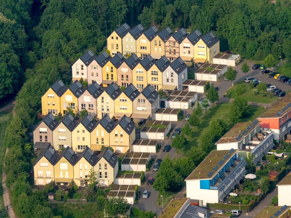 Gelsenkirchen von oben - Wohngebiet einer Einfamilienhaus- Siedlung in Gelsenkirchen im Bundesland Nordrhein-Westfalen