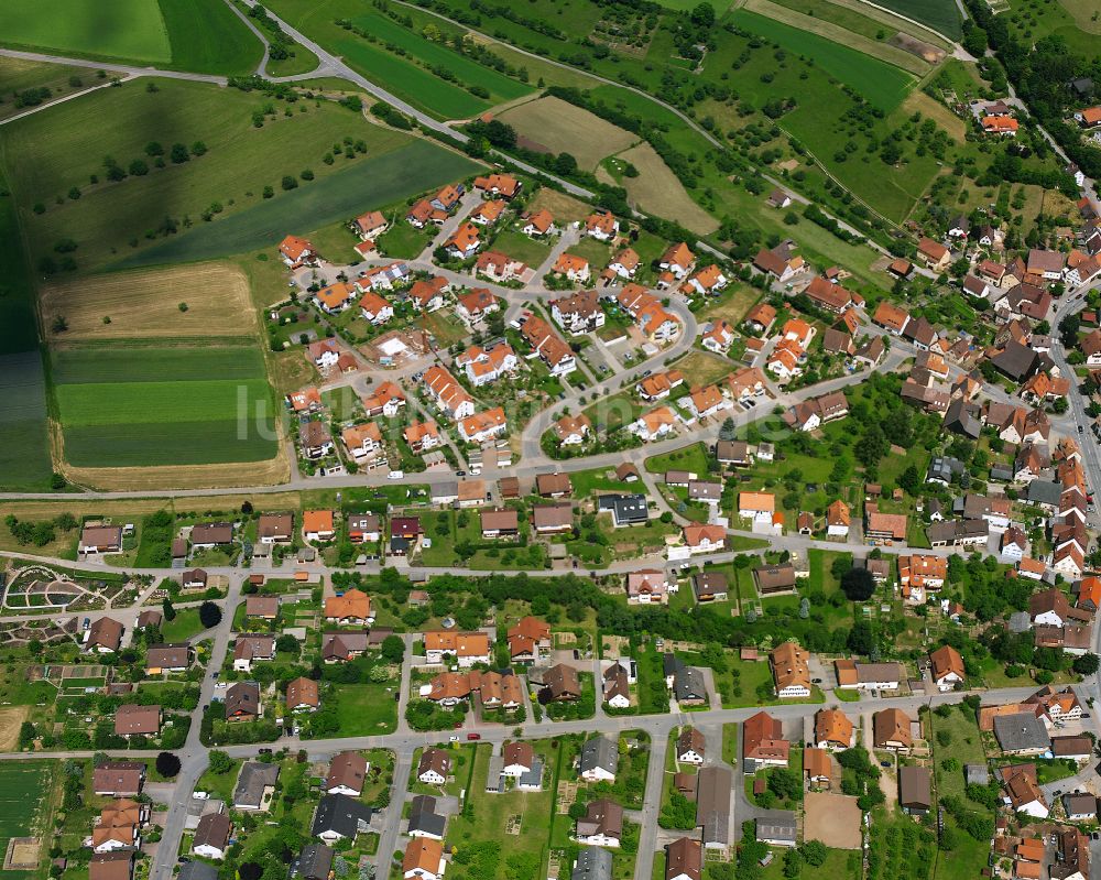 Gültlingen von oben - Wohngebiet einer Einfamilienhaus- Siedlung in Gültlingen im Bundesland Baden-Württemberg, Deutschland