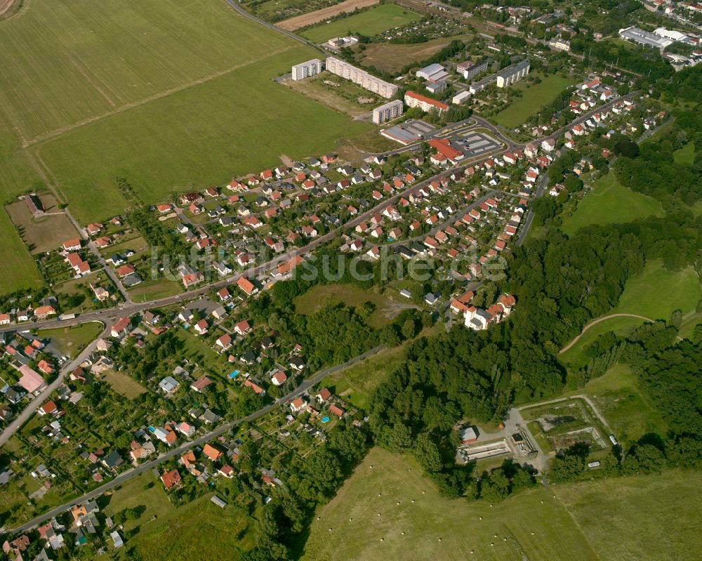 Großenhain aus der Vogelperspektive: Wohngebiet einer Einfamilienhaus- Siedlung in Großenhain im Bundesland Sachsen, Deutschland