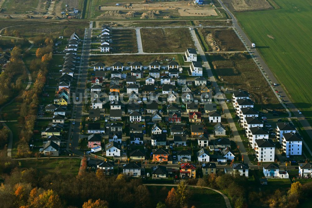 Luftbild Neuenhagen - Wohngebiet einer Einfamilienhaus- Siedlung am Gruscheweg in Neuenhagen im Bundesland Brandenburg, Deutschland