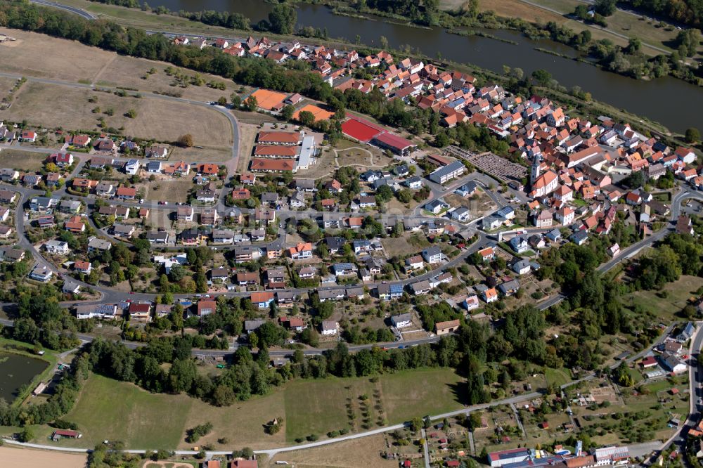 Hafenlohr aus der Vogelperspektive: Wohngebiet einer Einfamilienhaus- Siedlung in Hafenlohr im Bundesland Bayern, Deutschland