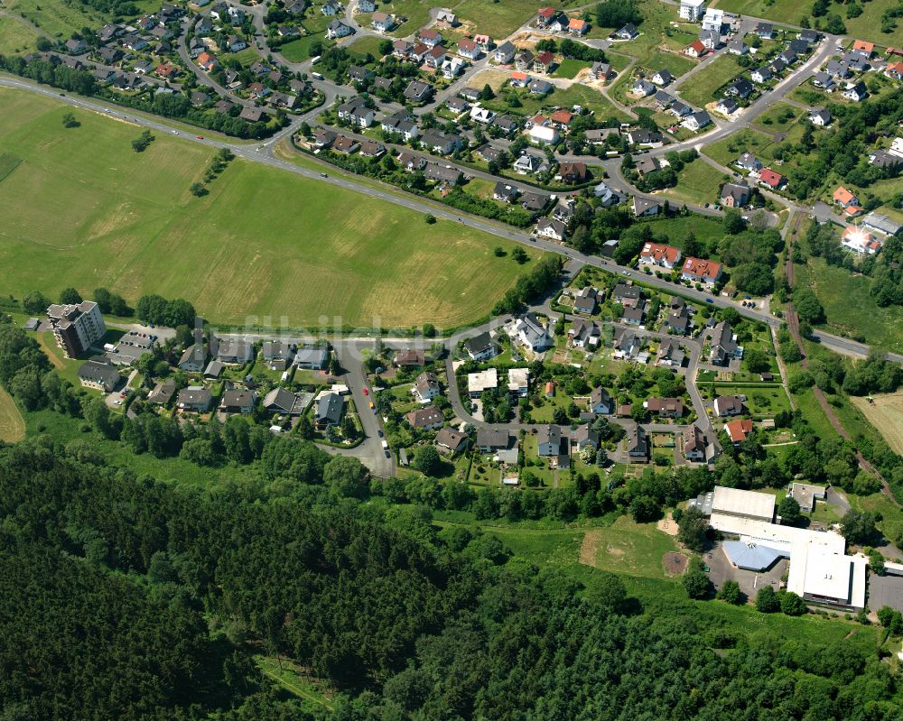 Haiger von oben - Wohngebiet einer Einfamilienhaus- Siedlung in Haiger im Bundesland Hessen, Deutschland