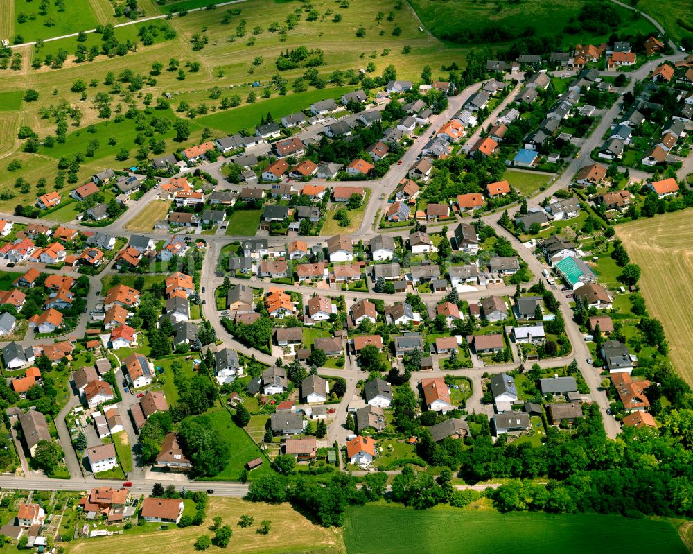 Luftaufnahme Hirrlingen - Wohngebiet einer Einfamilienhaus- Siedlung in Hirrlingen im Bundesland Baden-Württemberg, Deutschland