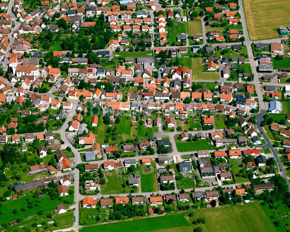 Hirrlingen aus der Vogelperspektive: Wohngebiet einer Einfamilienhaus- Siedlung in Hirrlingen im Bundesland Baden-Württemberg, Deutschland