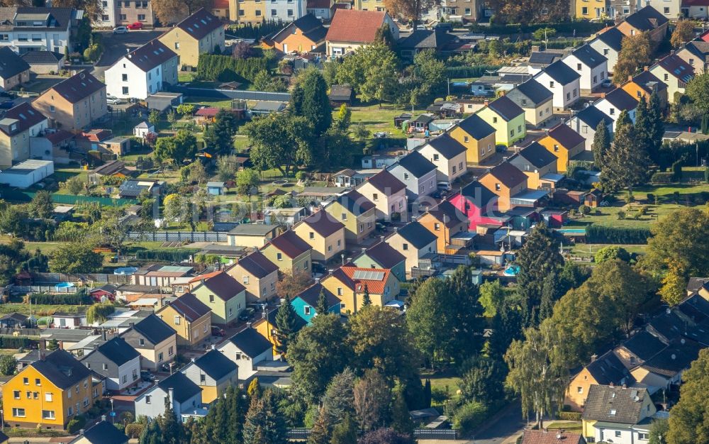 Luftaufnahme Unna - Wohngebiet einer Einfamilienhaus- Siedlung, historische Zechensiedlung an der Friedrichstraße in Unna im Bundesland Nordrhein-Westfalen, Deutschland