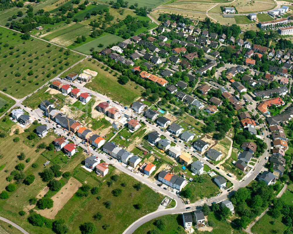 Hohenwettersbach von oben - Wohngebiet einer Einfamilienhaus- Siedlung in Hohenwettersbach im Bundesland Baden-Württemberg, Deutschland