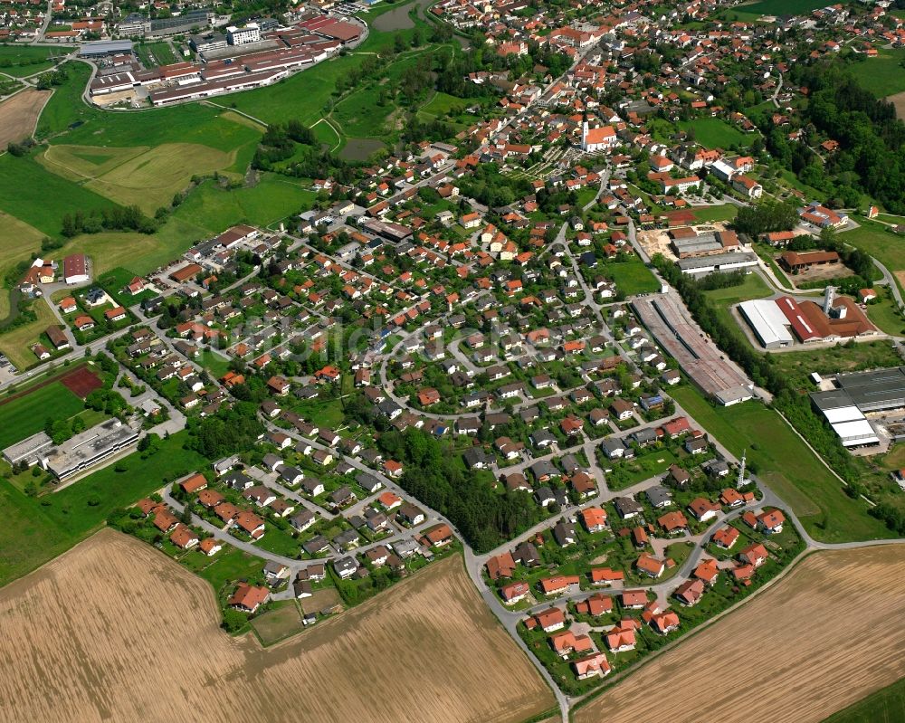 Holzham aus der Vogelperspektive: Wohngebiet einer Einfamilienhaus- Siedlung in Holzham im Bundesland Bayern, Deutschland