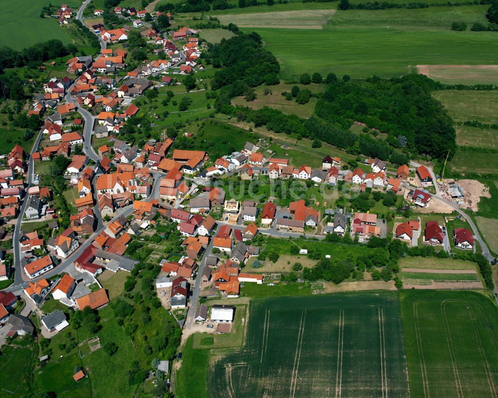 Luftaufnahme Jützenbach - Wohngebiet einer Einfamilienhaus- Siedlung in Jützenbach im Bundesland Thüringen, Deutschland