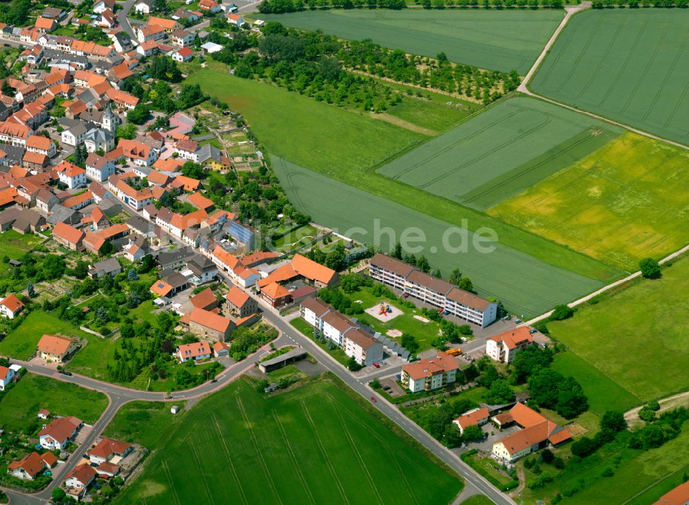 Kerzenheim aus der Vogelperspektive: Wohngebiet einer Einfamilienhaus- Siedlung in Kerzenheim im Bundesland Rheinland-Pfalz, Deutschland