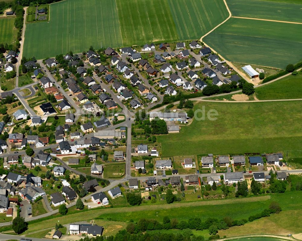 Kümbdchen von oben - Wohngebiet einer Einfamilienhaus- Siedlung in Kümbdchen im Bundesland Rheinland-Pfalz