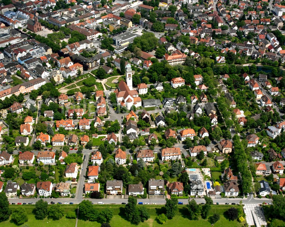 Kronenhof von oben - Wohngebiet einer Einfamilienhaus- Siedlung in Kronenhof im Bundesland Baden-Württemberg, Deutschland