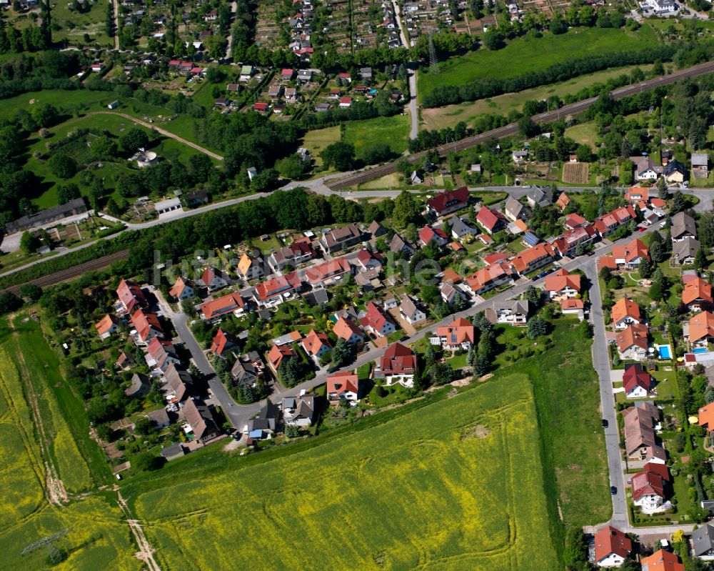 Leinefelde aus der Vogelperspektive: Wohngebiet einer Einfamilienhaus- Siedlung in Leinefelde im Bundesland Thüringen, Deutschland