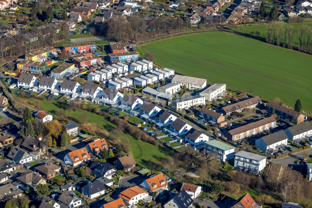 Lünen von oben - Wohngebiet einer Einfamilienhaus- Siedlung in Lünen im Bundesland Nordrhein-Westfalen, Deutschland