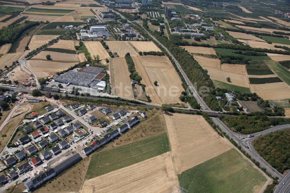 Luftaufnahme Mainz - Wohngebiet einer Einfamilienhaus- Siedlung in Mainz im Bundesland Rheinland-Pfalz